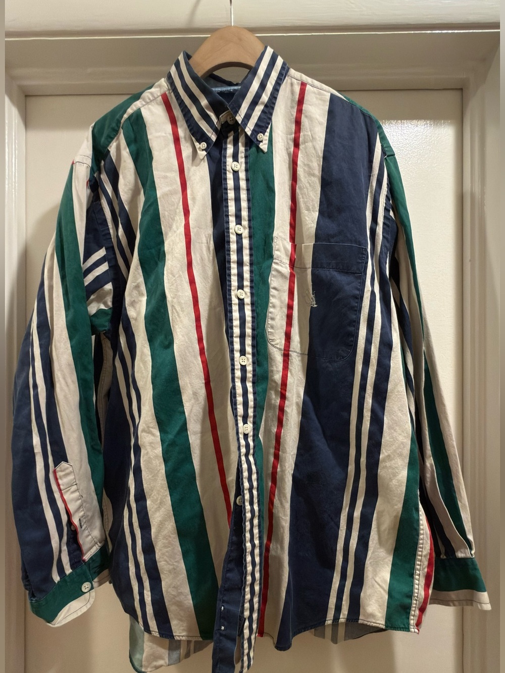 Vintage 80’s  / 90’ Nautica Men’s Colorful Button Down Shirt Made in USA